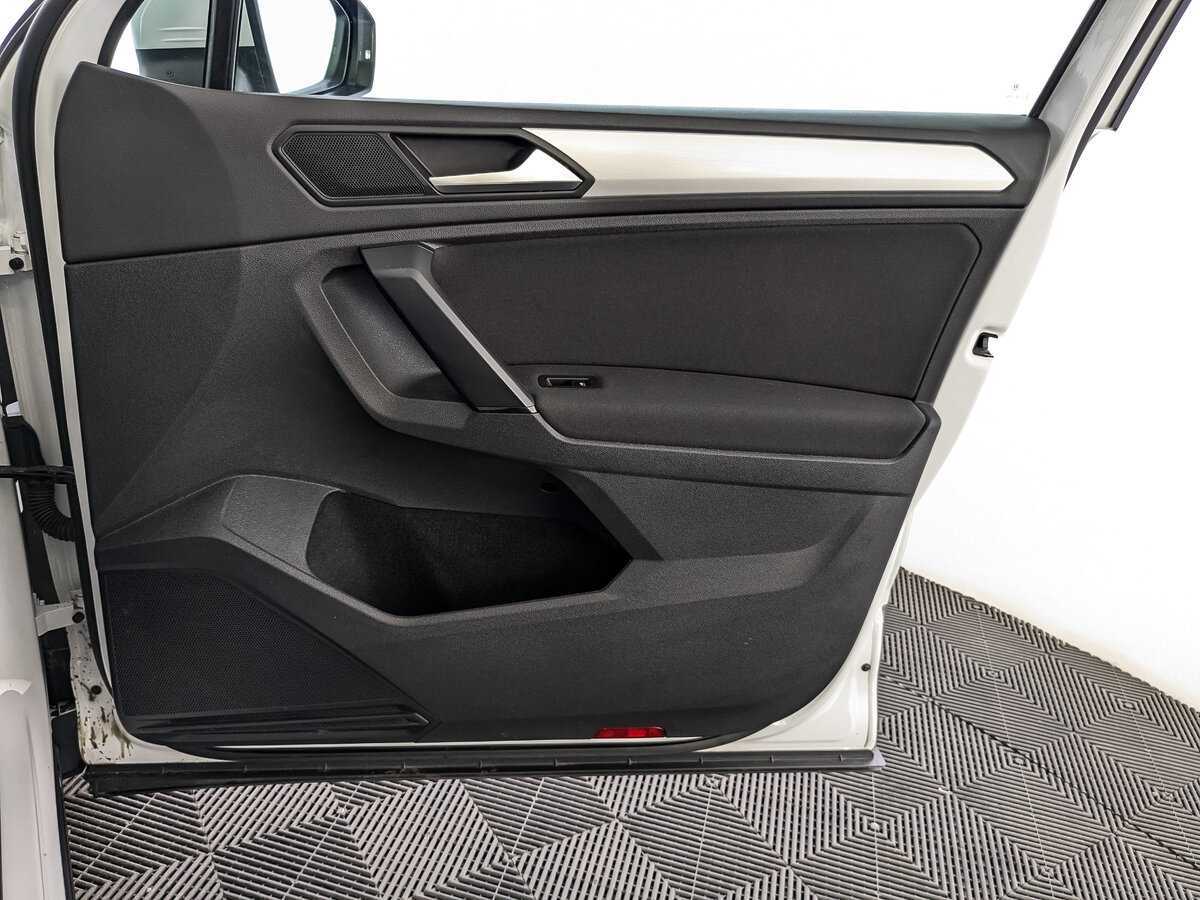 Купить Volkswagen Tiguan, 2018, 99 038 км, фото №21
