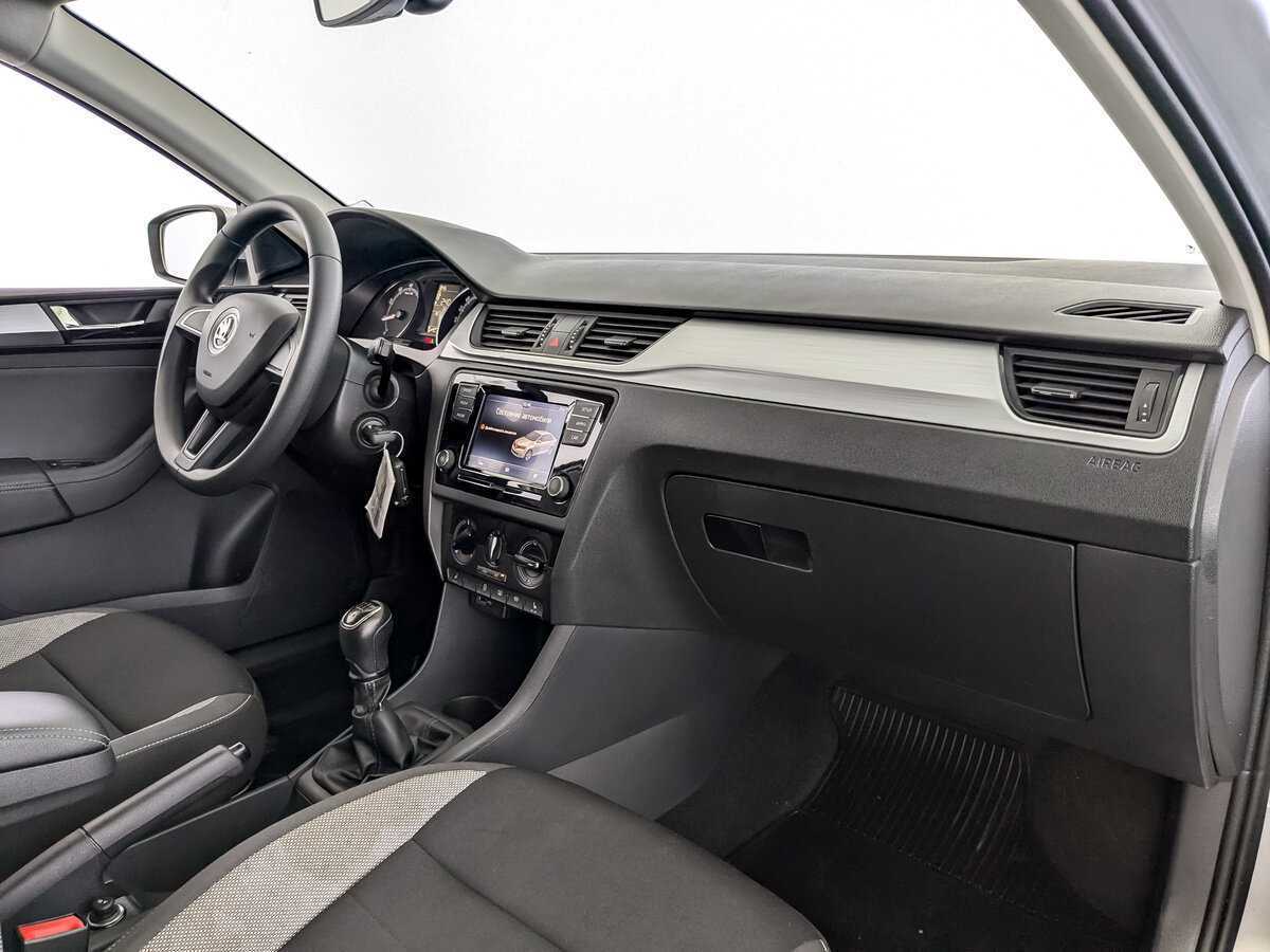 Купить Skoda Rapid, 2018, 111 290 км, фото №9