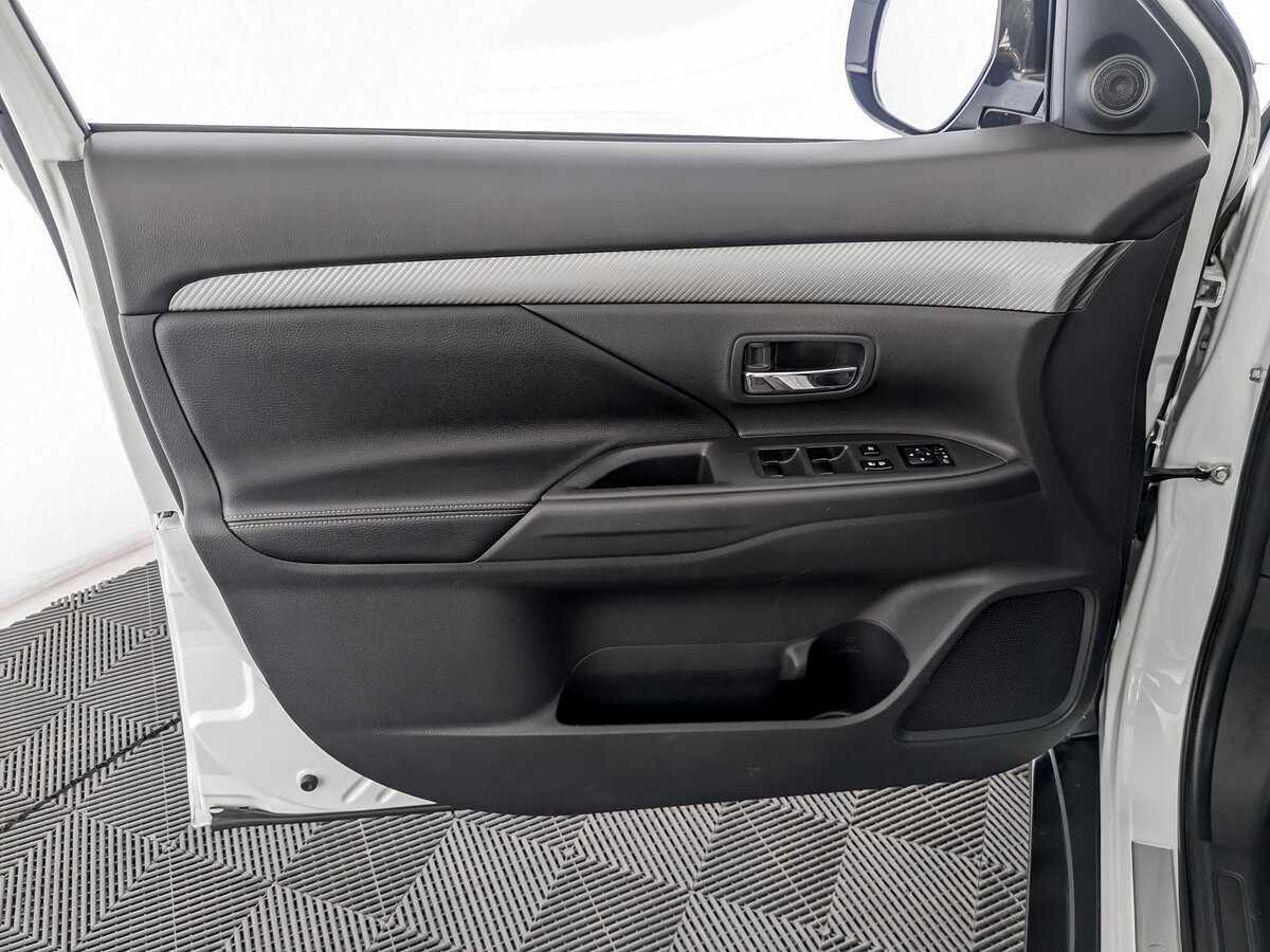 Купить Mitsubishi Outlander, 2014, 43 507 км, фото №15