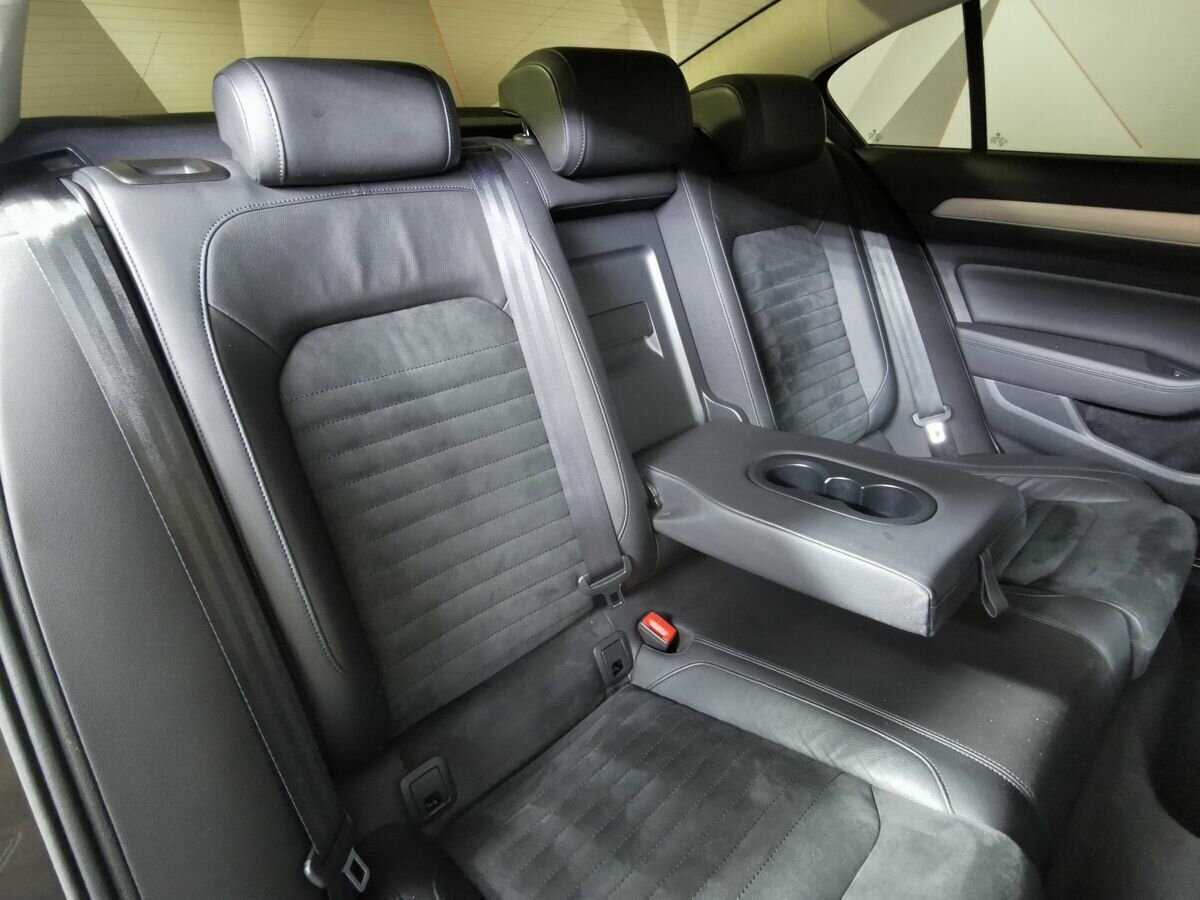 Купить Volkswagen Passat, 2018, 110 898 км, фото №13