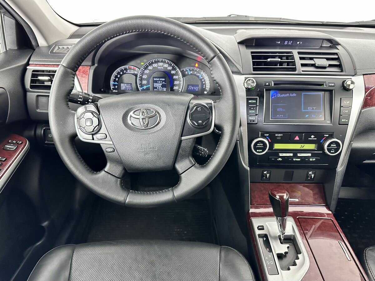 Купить Toyota Camry, 2014, 229 572 км, фото №10
