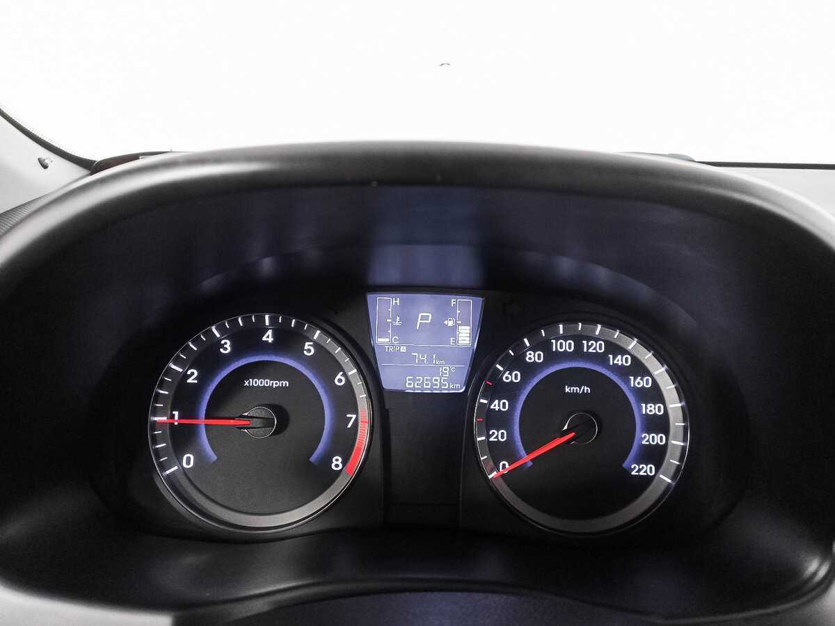 Купить Hyundai Solaris, 2015, 62 669 км, фото №9