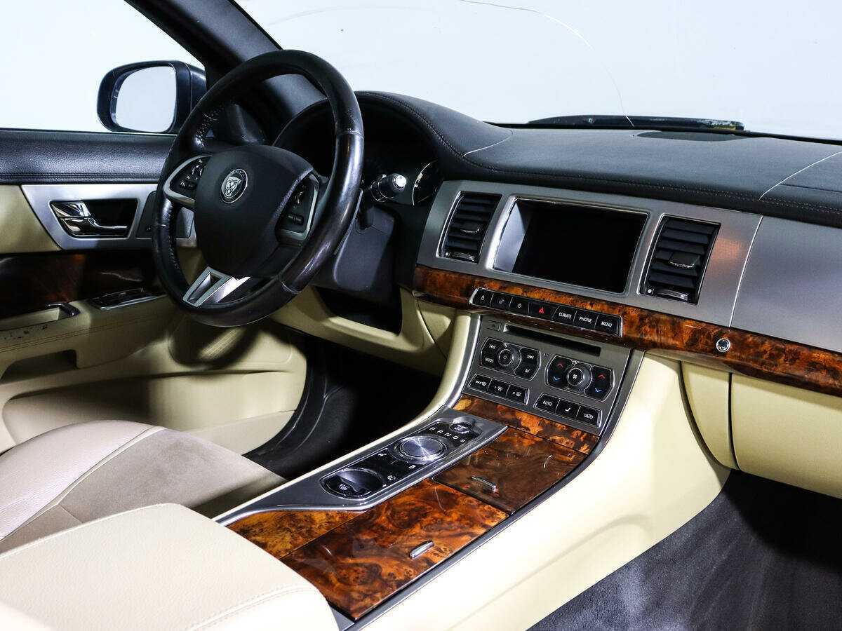 Купить Jaguar XF, 2013, 230 438 км, фото №9
