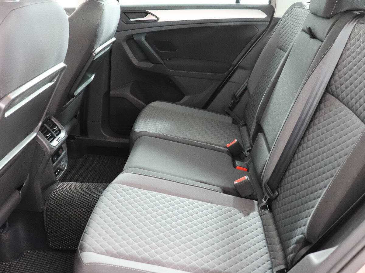 Купить Volkswagen Tiguan L, 2018, 73 850 км, фото №8