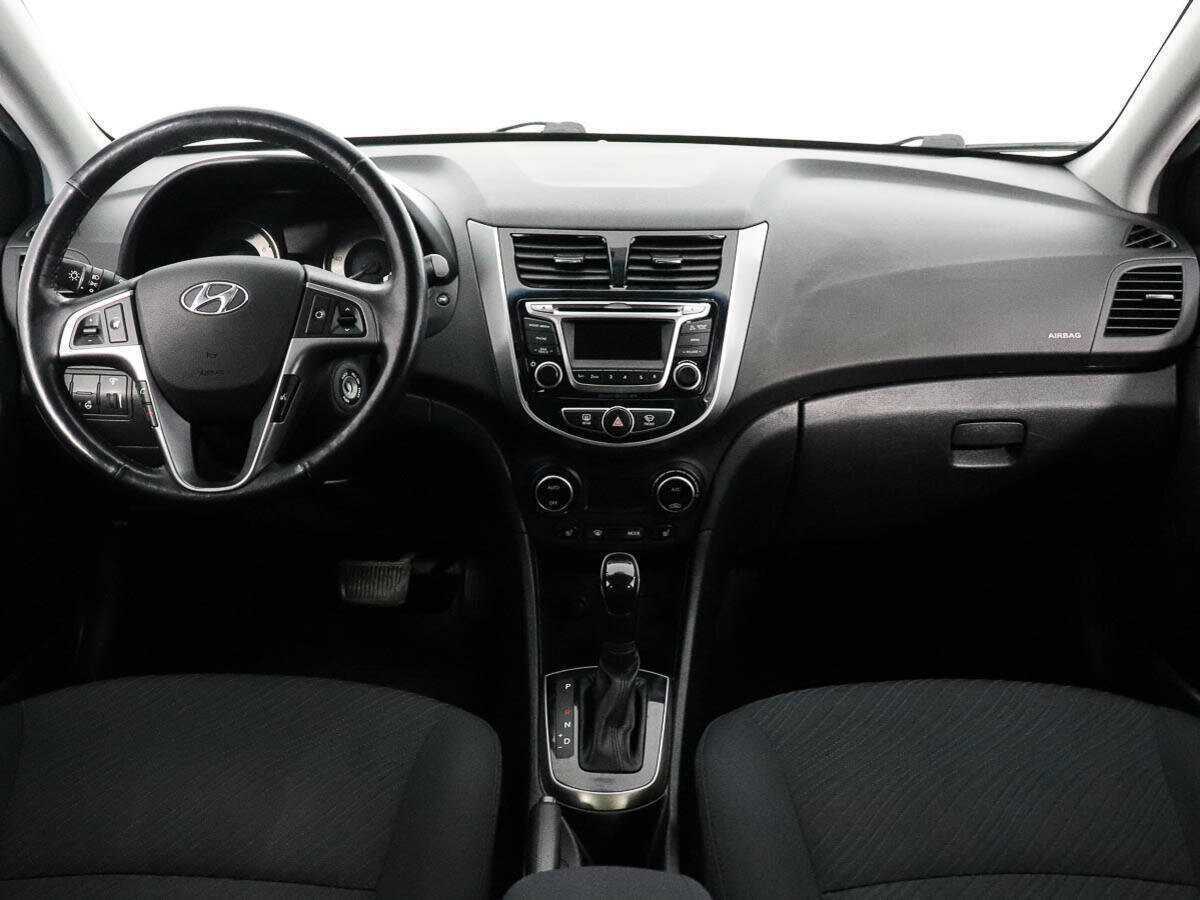 Купить Hyundai Solaris, 2015, 63 926 км, фото №13