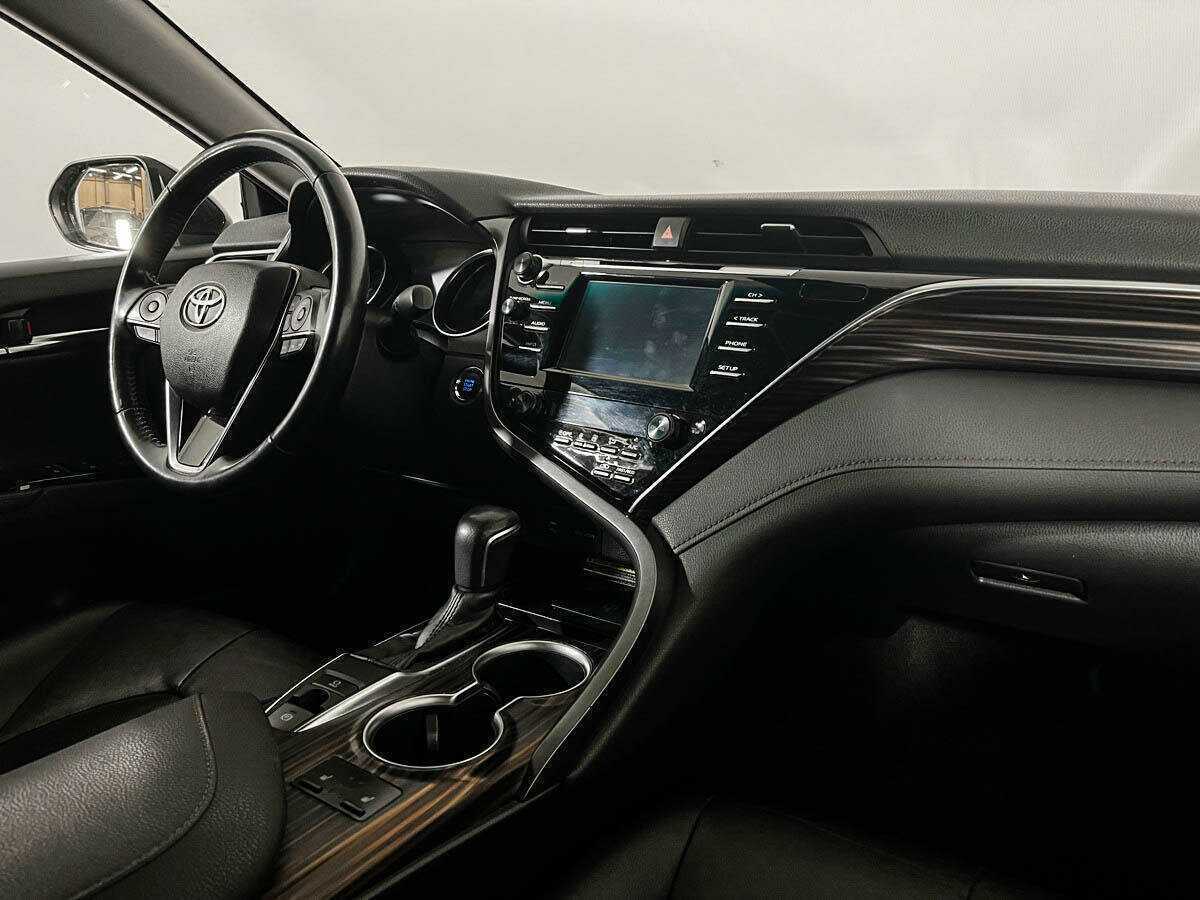Купить Toyota Camry, 2018, 106 160 км, фото №9