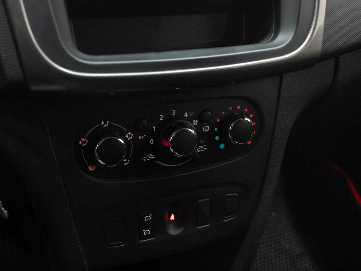 Купить Renault Sandero Stepway, 2017, 112 500 км, фото №17