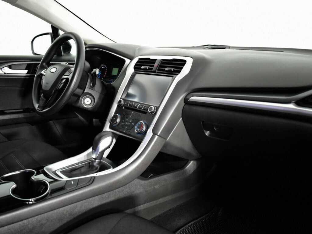 Купить Ford Mondeo, 2015, 99 214 км, фото №9