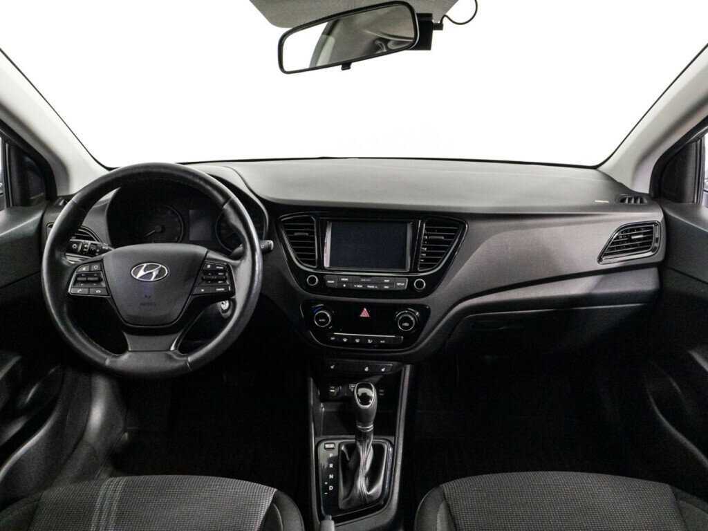 Купить Hyundai Solaris, 2017, 131 941 км, фото №13
