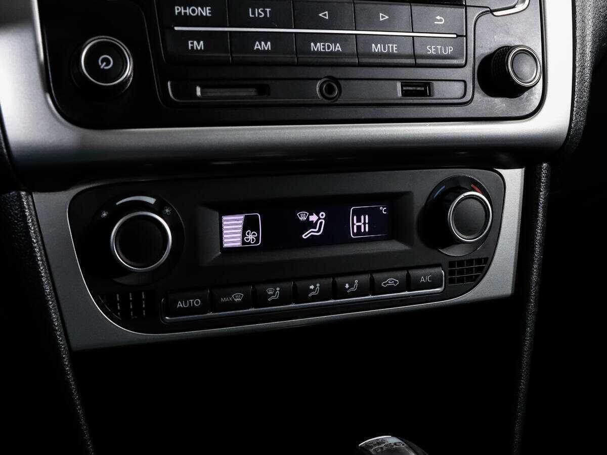 Купить Volkswagen Polo, 2017, 160 000 км, фото №12