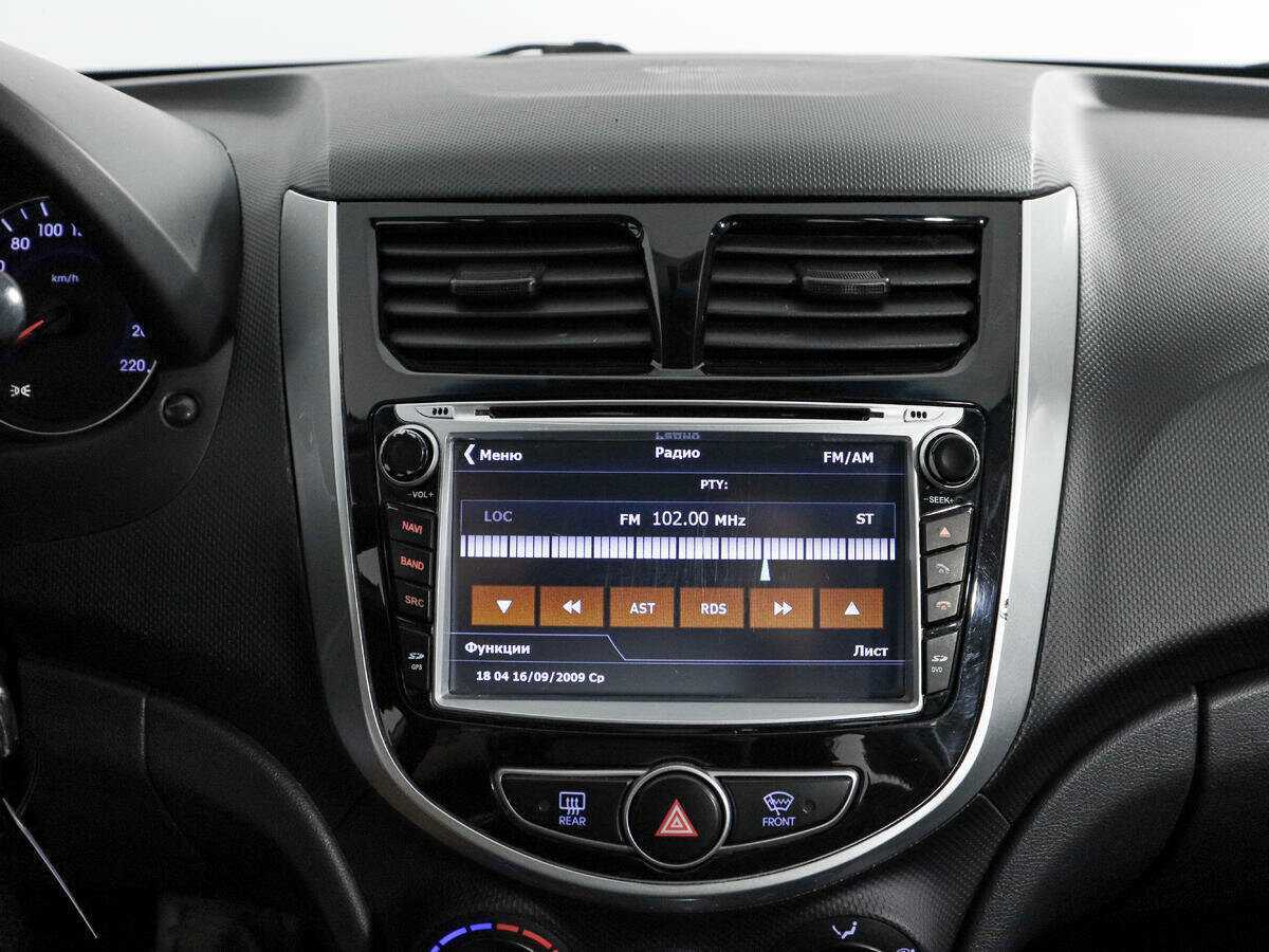 Купить Hyundai Solaris, 2013, 232 271 км, фото №13