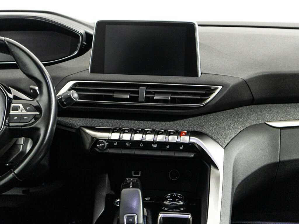 Купить Peugeot 3008, 2019, 148 449 км, фото №14