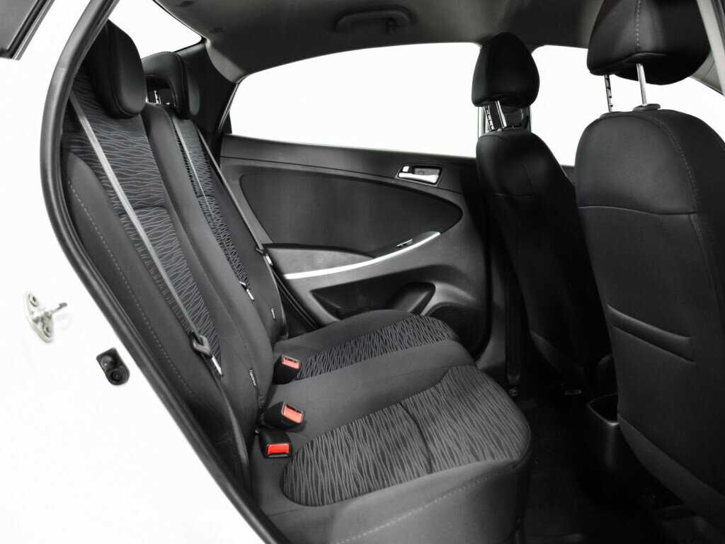 Купить Hyundai Solaris, 2016, 150 133 км, фото №10