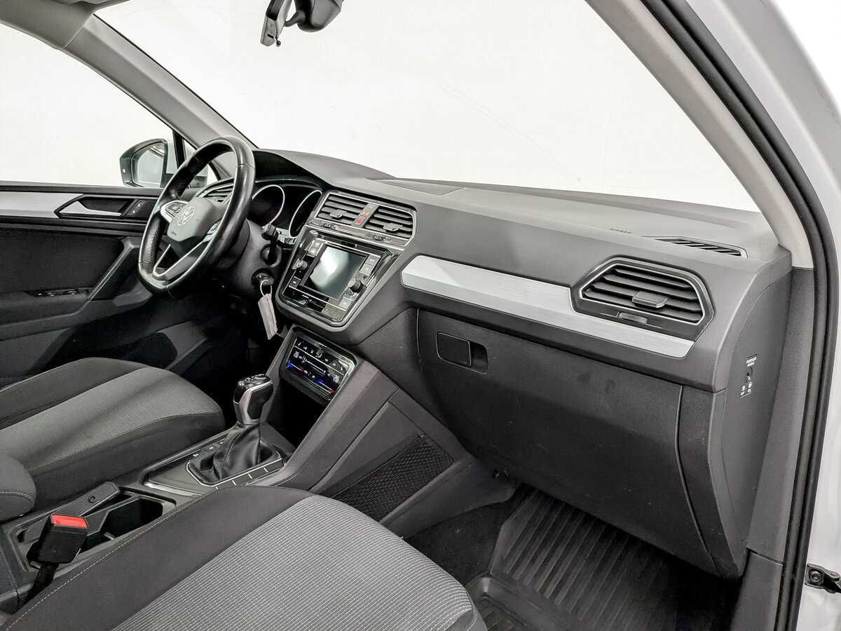 Купить Volkswagen Tiguan, 2021, 166 747 км, фото №11