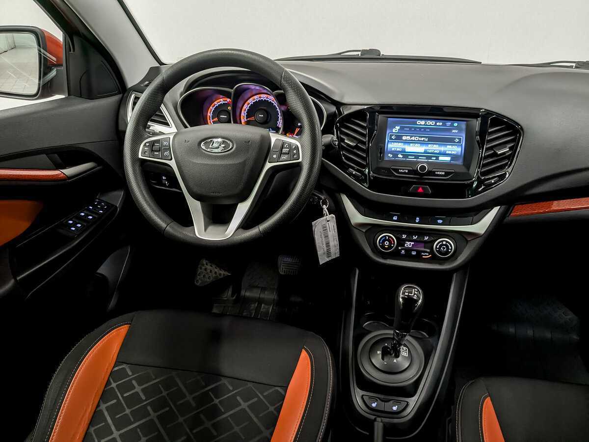 Купить Lada (ВАЗ) Vesta SW Cross, 2019, 99 311 км, фото №29