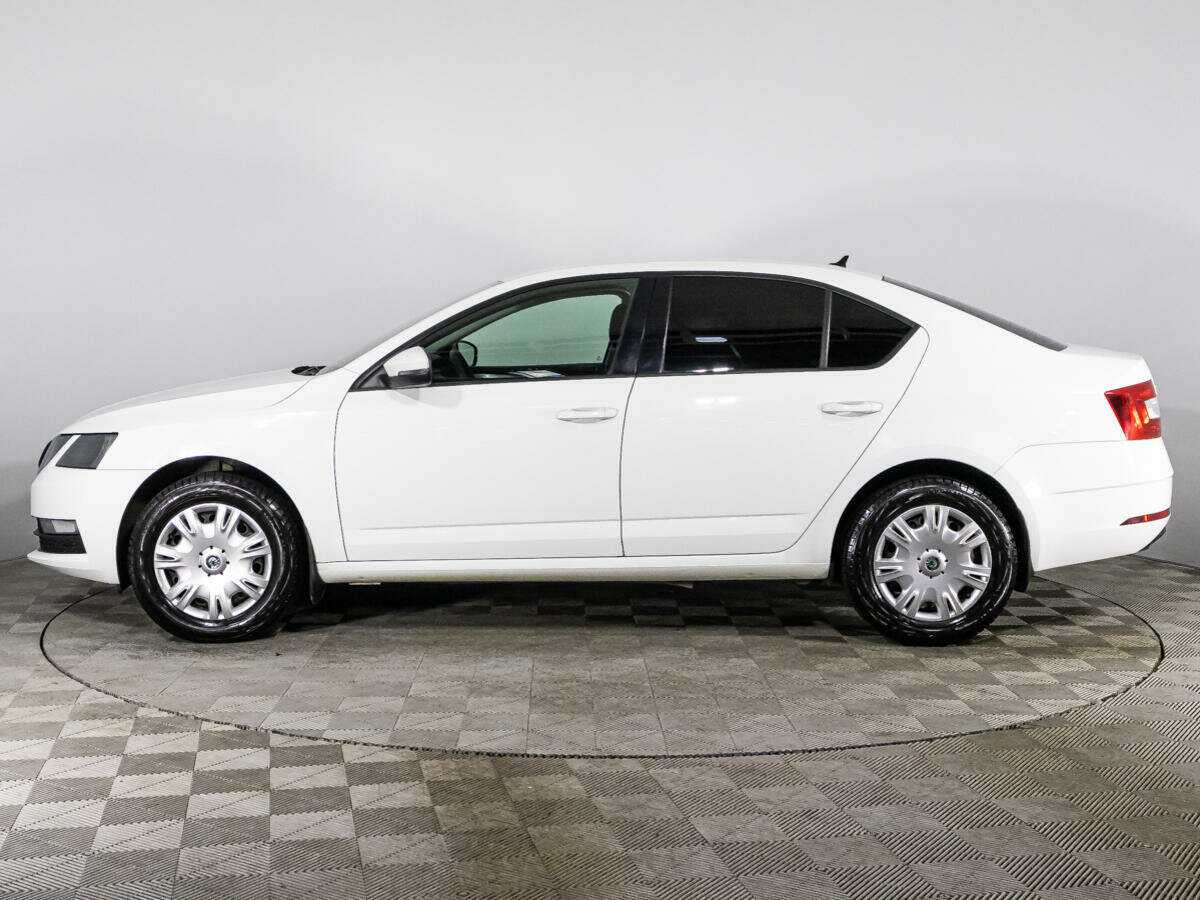 Купить Skoda Octavia, 2018, 137 000 км, фото №8