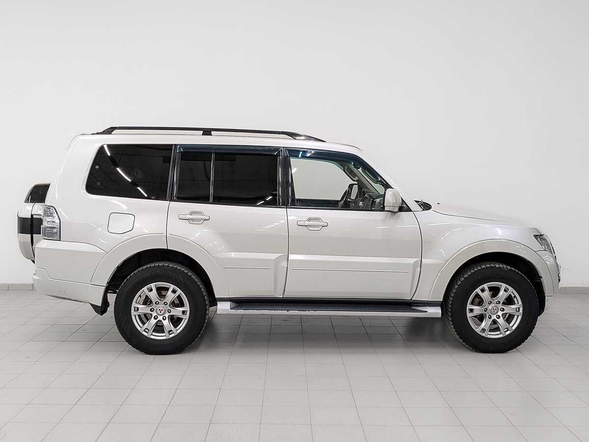 Купить Mitsubishi Pajero, 2015, 235 560 км, фото №4