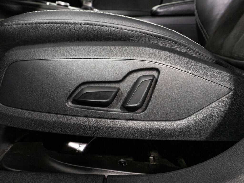 Купить Audi A4, 2019, 112 978 км, фото №16