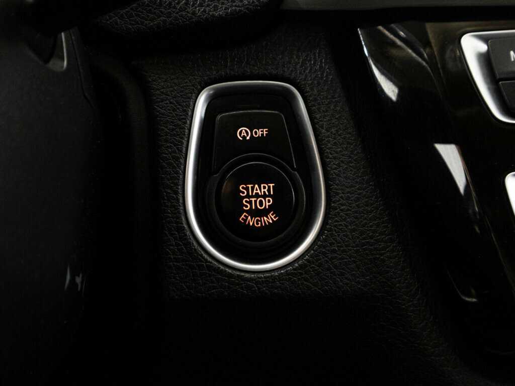 Купить BMW 3 серии 320i, 2016, 172 000 км, фото №19