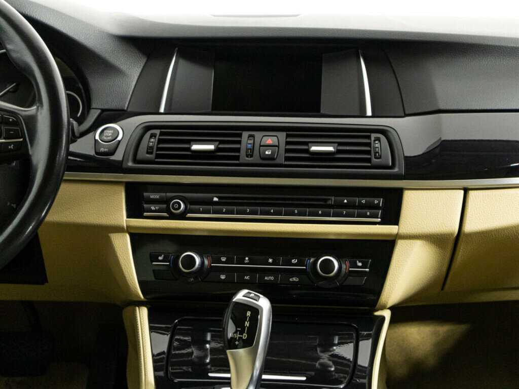 Купить BMW 5 серии 520i, 2014, 124 174 км, фото №14
