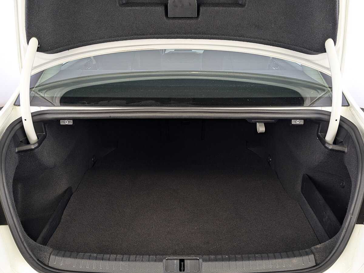 Купить Volkswagen Passat, 2019, 88 389 км, фото №10