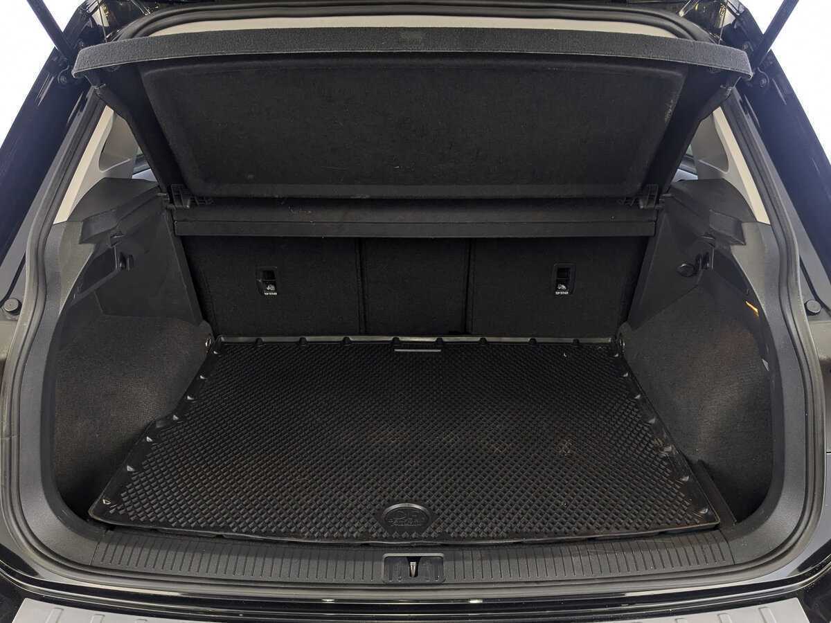 Купить Volkswagen Tiguan, 2021, 131 728 км, фото №10