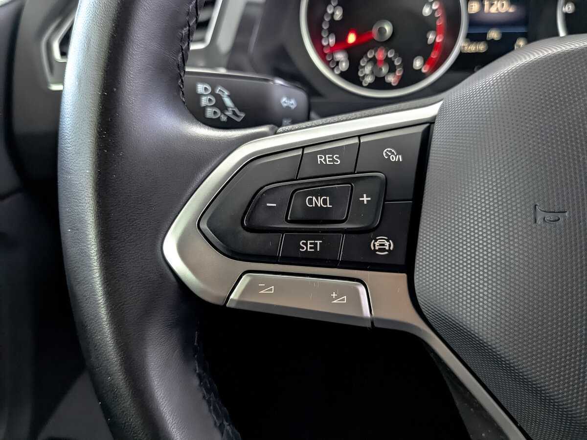Купить Volkswagen Tiguan, 2021, 131 728 км, фото №27