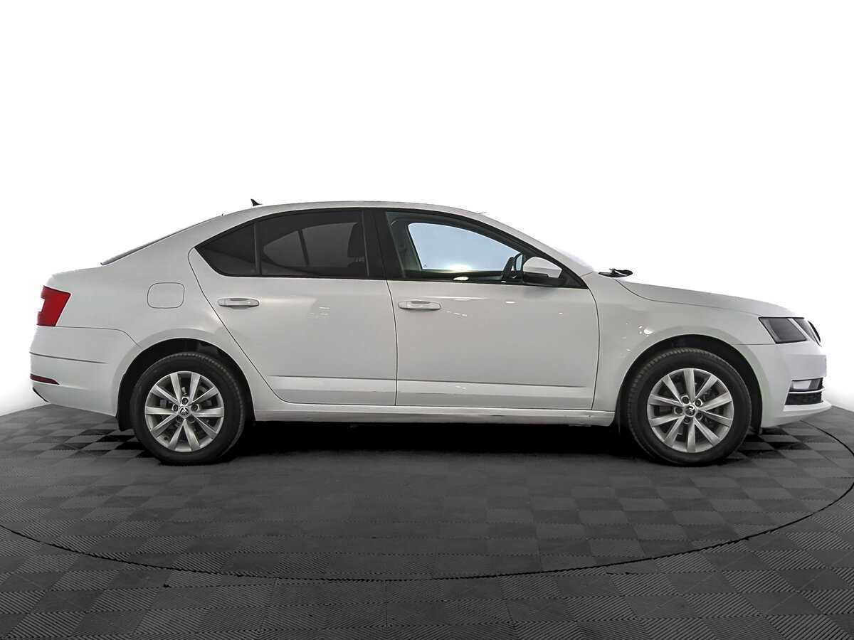 Купить Skoda Octavia, 2018, 107 473 км, фото №4