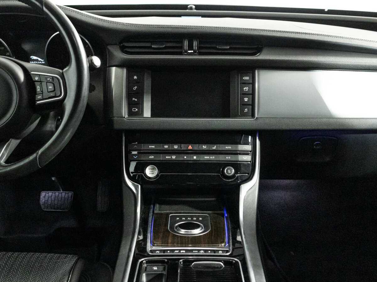 Купить Jaguar XF, 2016, 59 128 км, фото №14