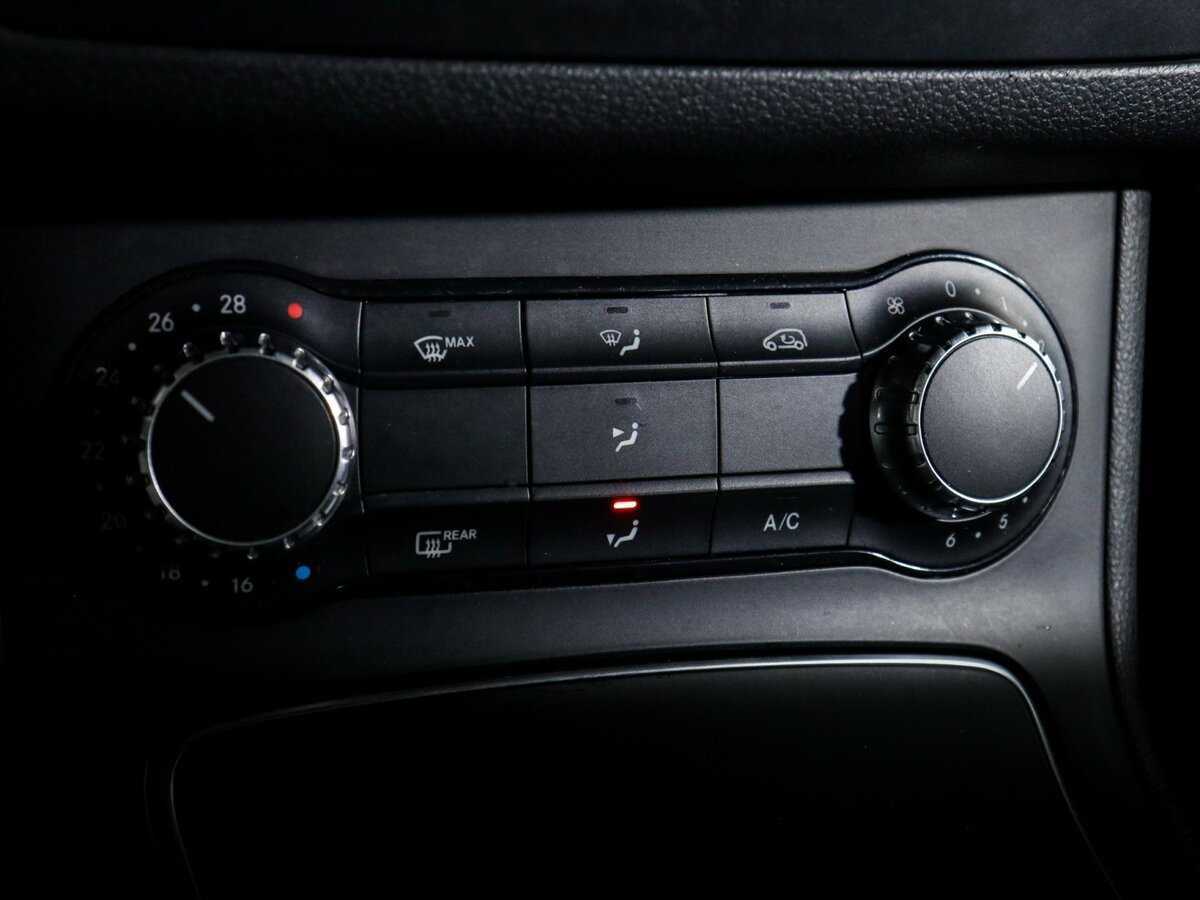 Купить Mercedes-Benz B-Класс 180, 2015, 138 377 км, фото №19