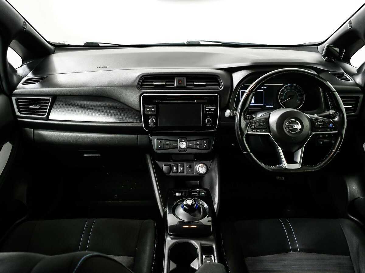 Купить Nissan Leaf, 2017, 139 949 км, фото №10