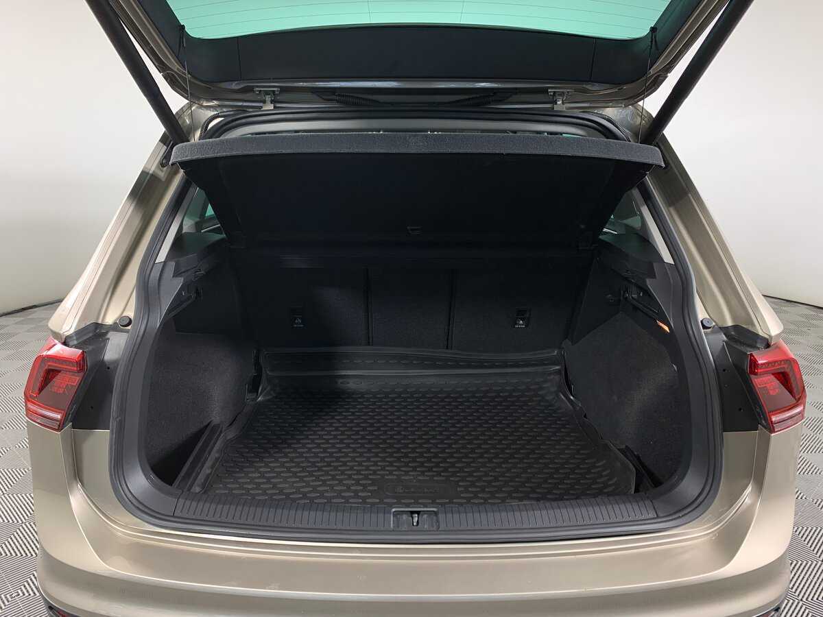 Купить Volkswagen Tiguan, 2019, 90 506 км, фото №20