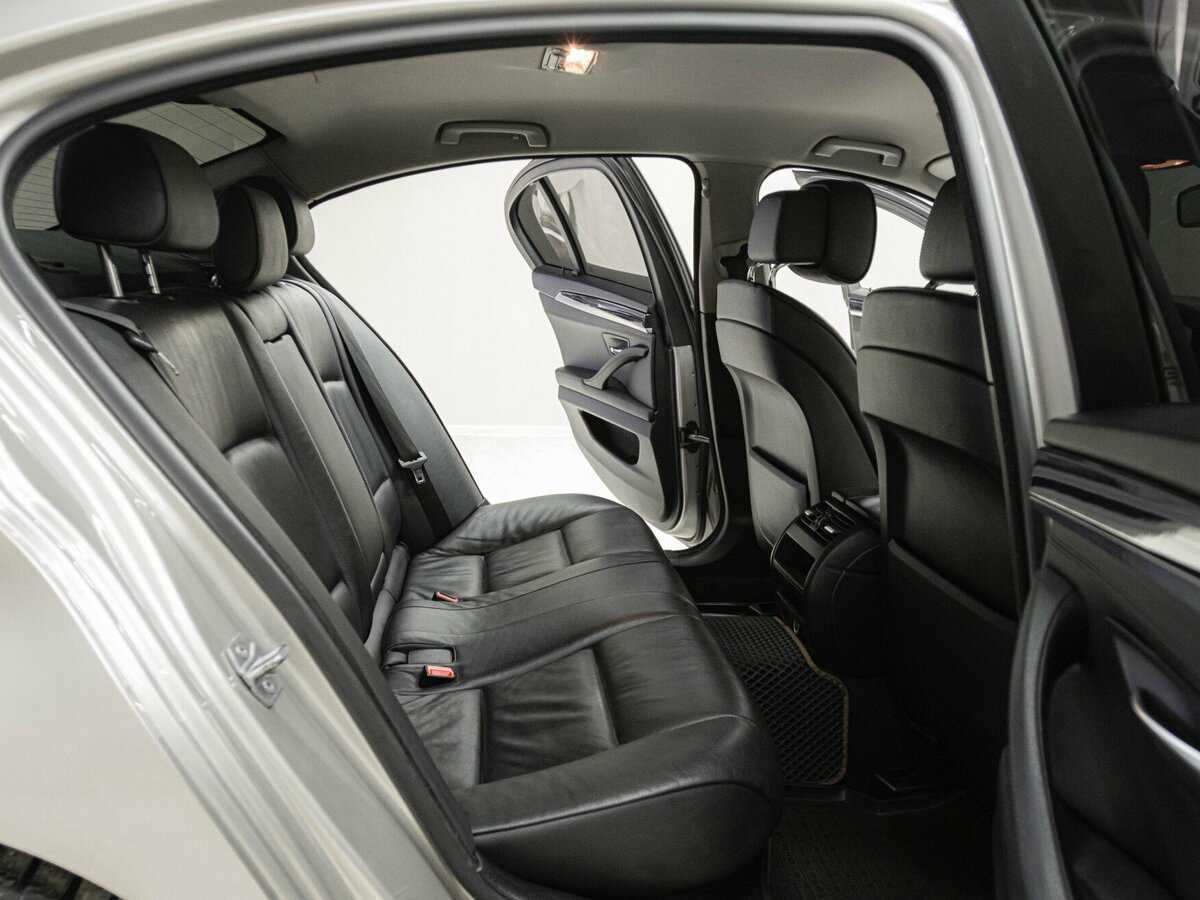 Купить BMW 5 серии 528i, 2012, 158 000 км, фото №17