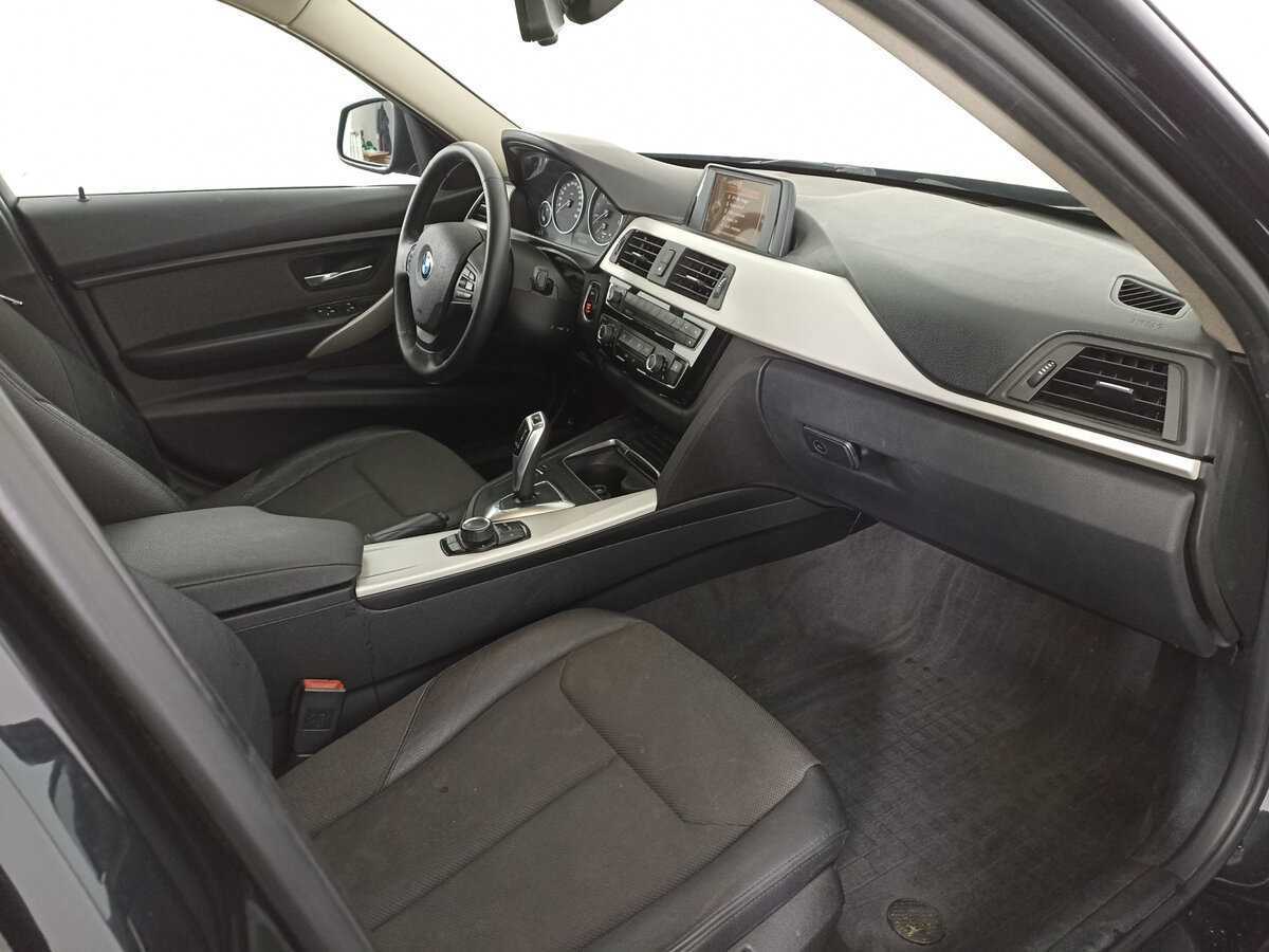 Купить BMW 3 серии 320i, 2016, 87 520 км, фото №9