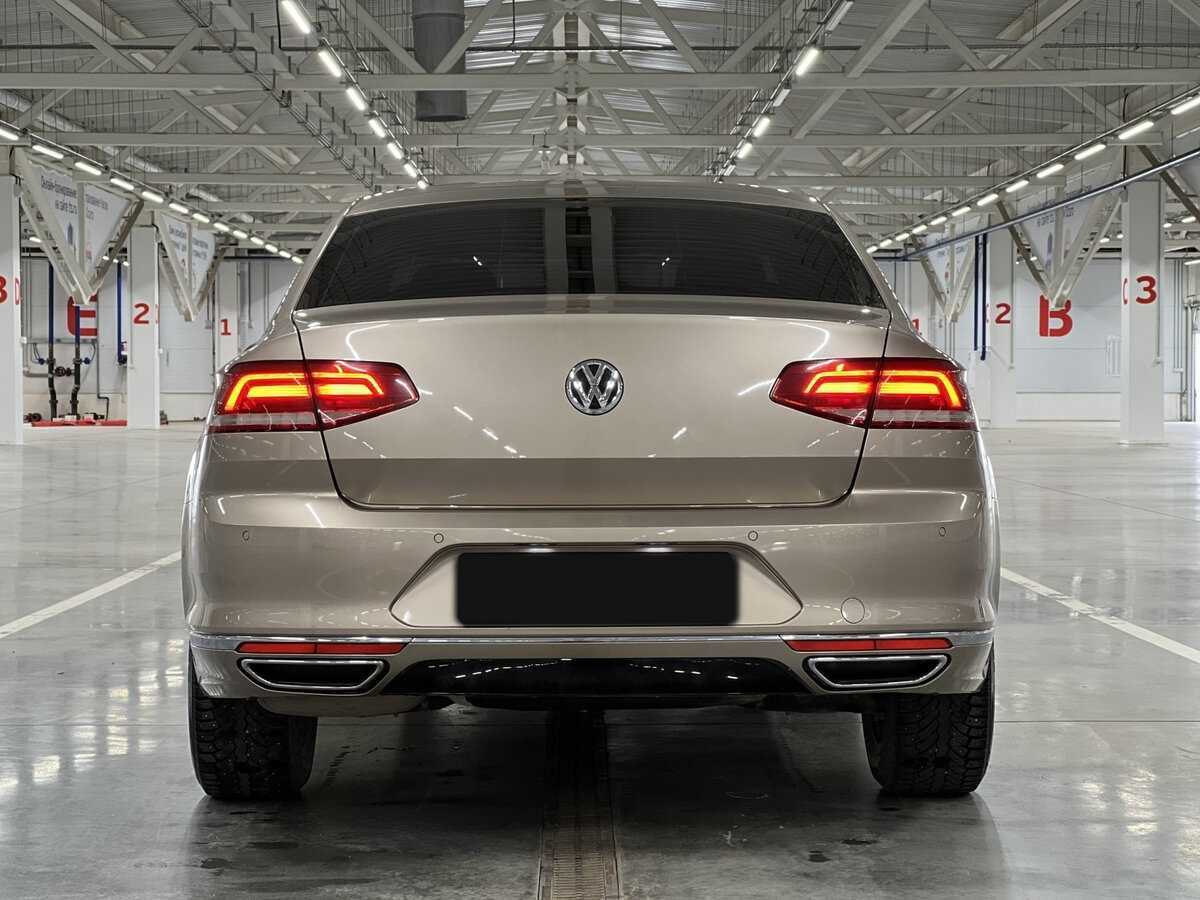 Купить Volkswagen Passat, 2016, 179 872 км, фото №6