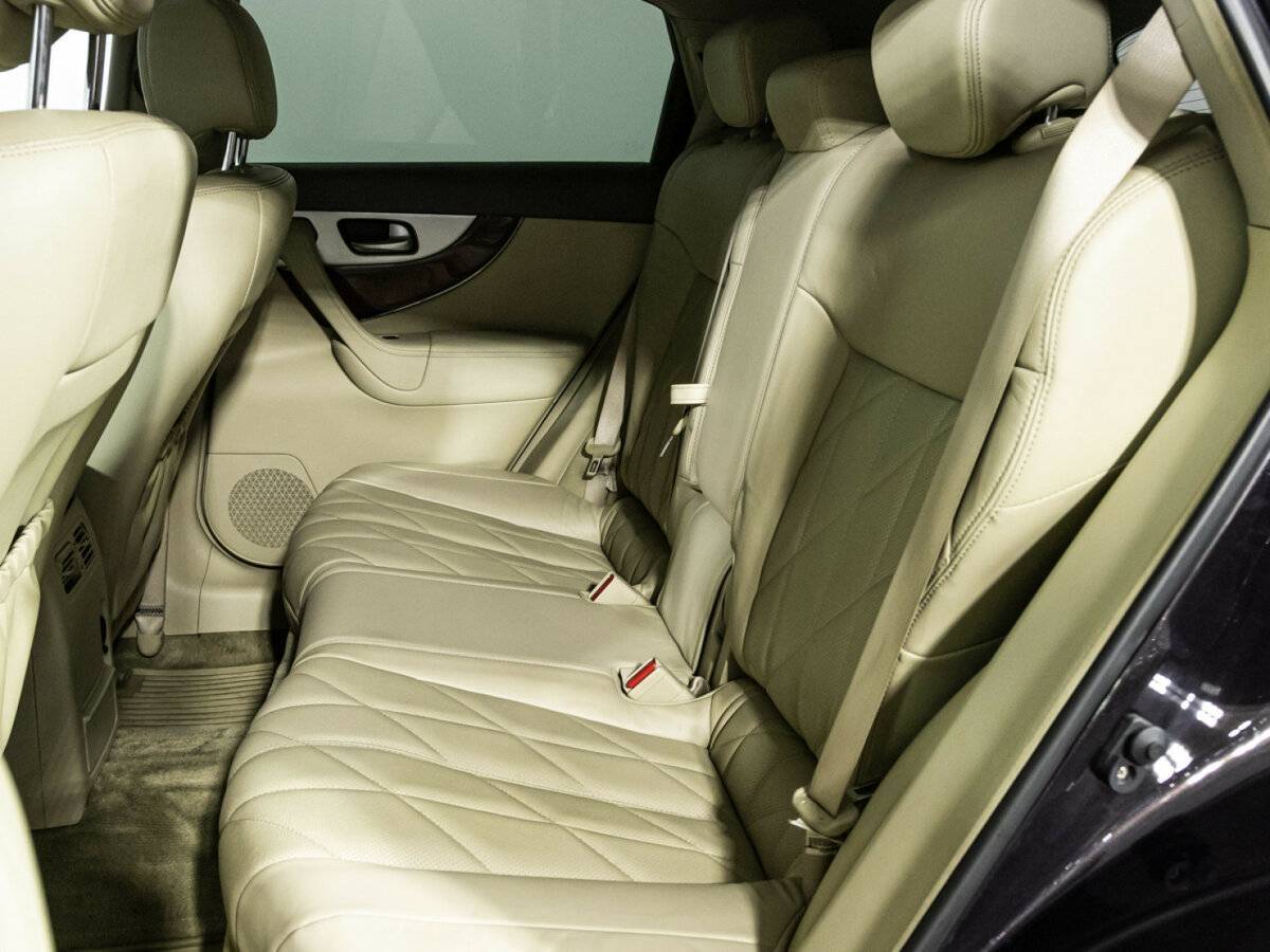 Купить Infiniti FX30d, 2012, 112 179 км, фото №10