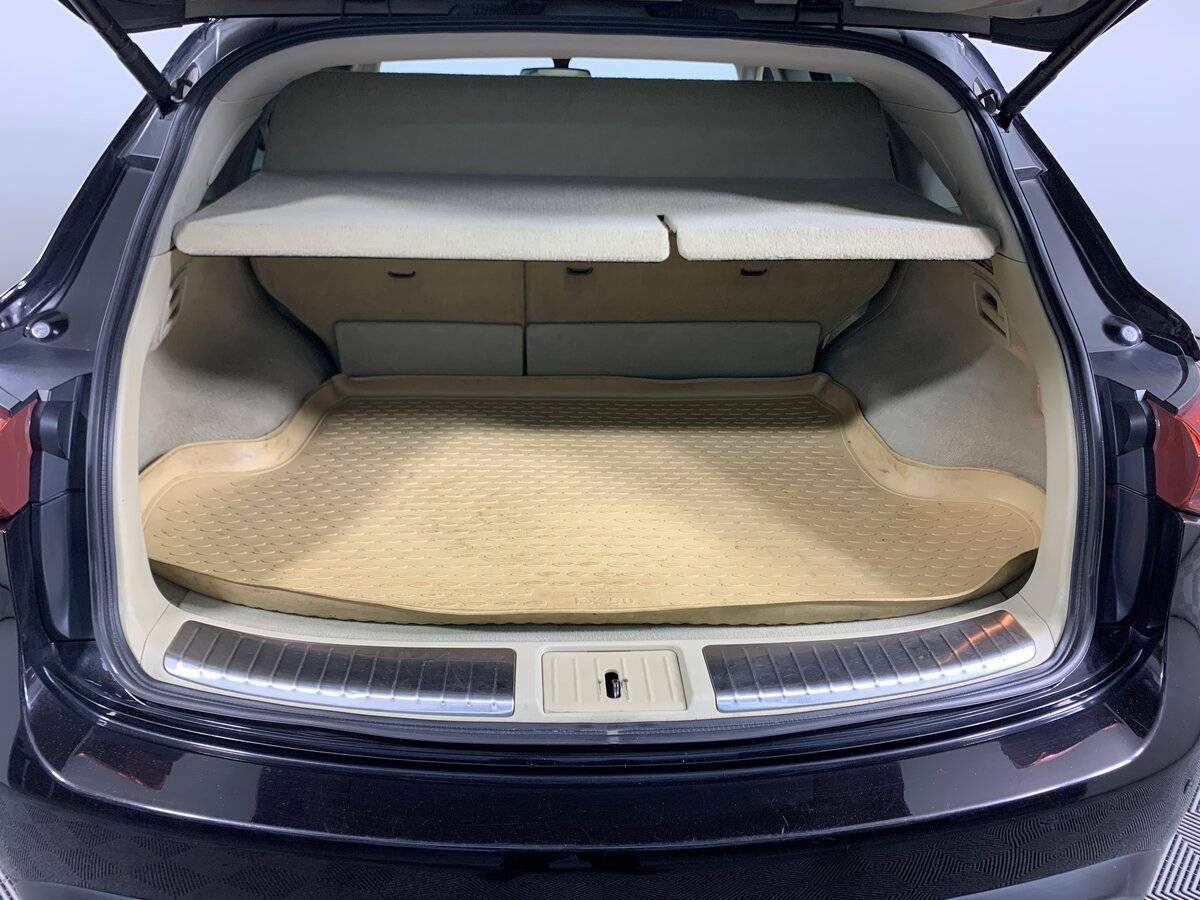 Купить Infiniti FX30d, 2012, 200 327 км, фото №21