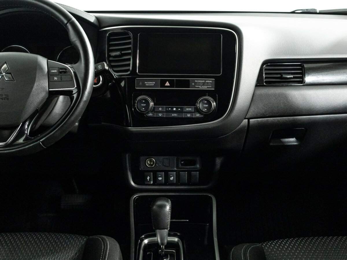 Купить Mitsubishi Outlander, 2018, 70 460 км, фото №14