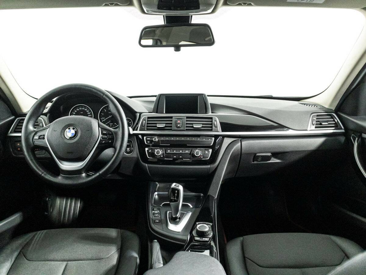 Купить BMW 3 серии 320i xDrive, 2018, 46 831 км, фото №13
