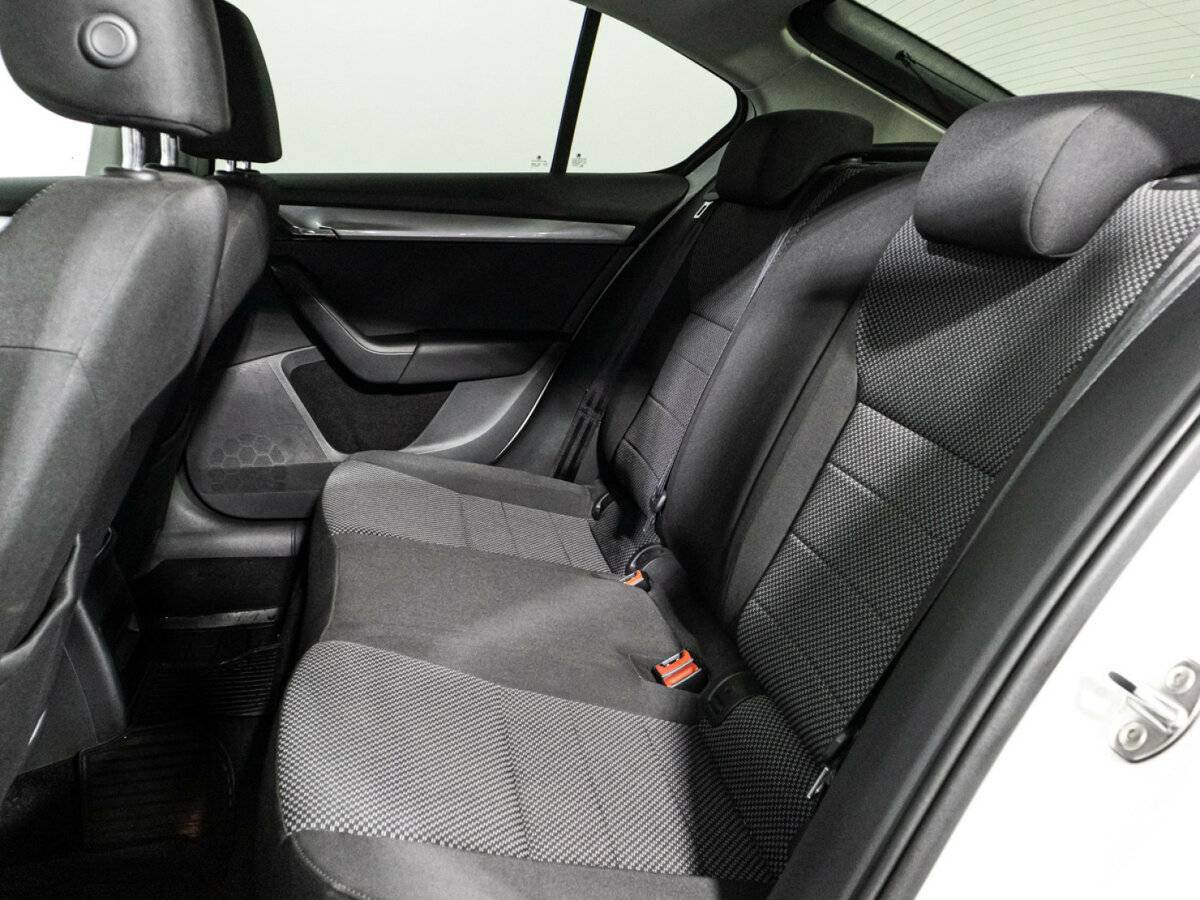 Купить Skoda Octavia, 2016, 52 622 км, фото №10