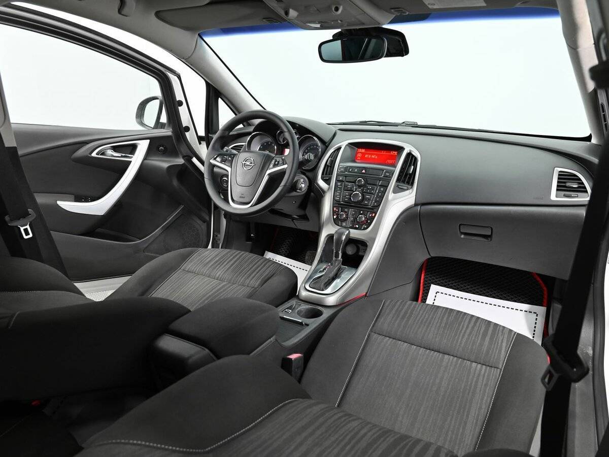 Купить Opel Astra, 2012, 162 000 км, фото №12