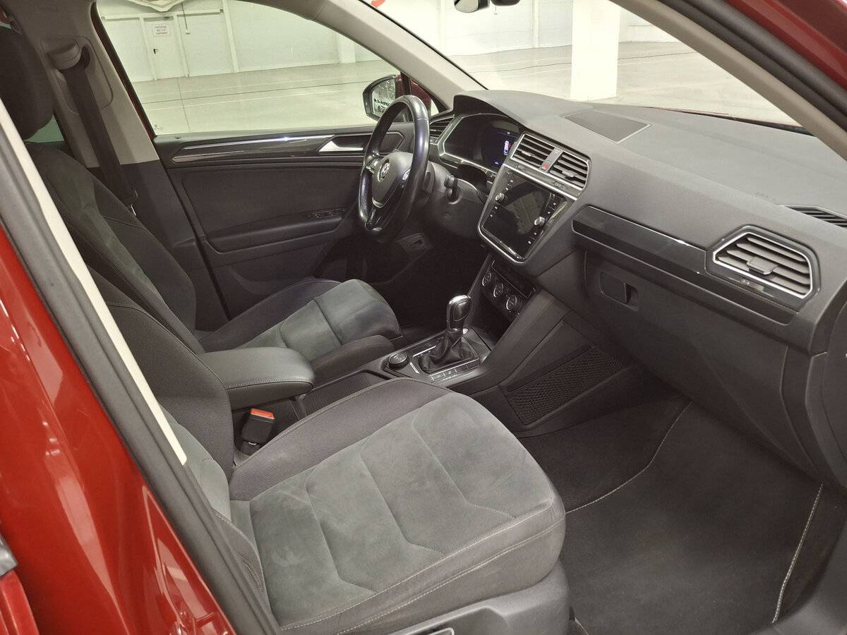 Купить Volkswagen Tiguan II, 2018, 164 822 км, фото №11