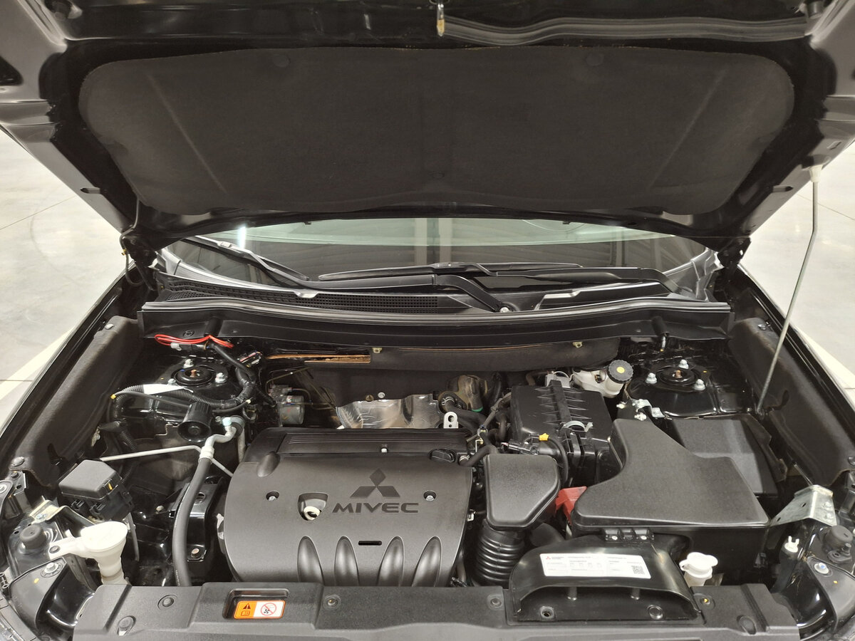 Купить Mitsubishi Outlander III Рестайлинг 3, 2020, 121 303 км, фото №9