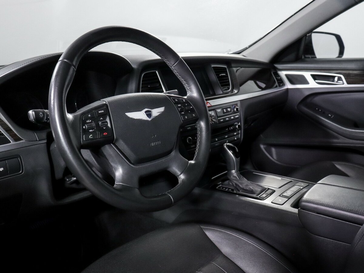 Купить Hyundai Genesis II, 2016, 92 851 км, фото №11