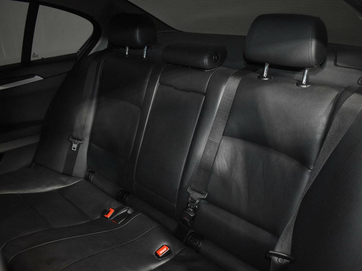 Купить BMW 5 серии 520i VI (F10/F11/F07), 2013, 225 001 км, фото №9