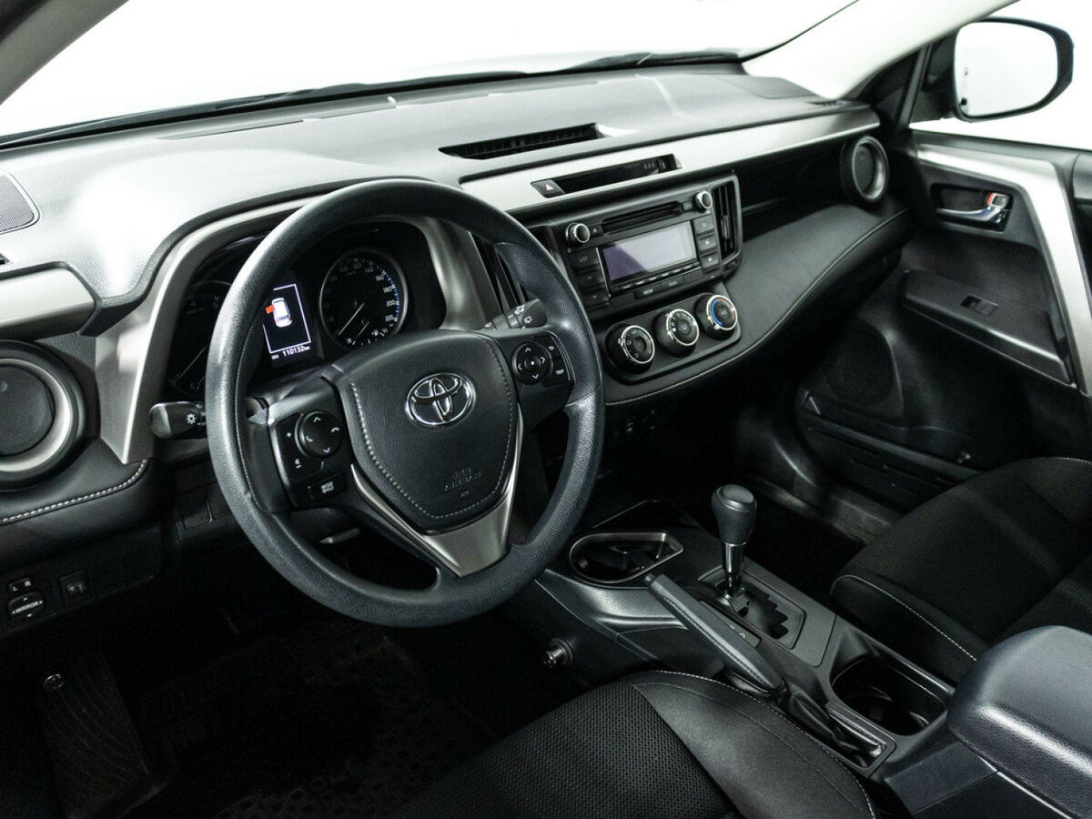 Купить Toyota RAV4 IV (XA40) Рестайлинг, 2017, 110 130 км, фото №11