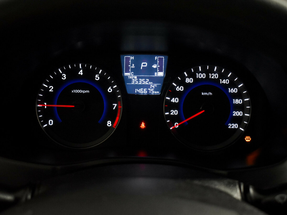 Купить Hyundai Solaris I Рестайлинг, 2015, 146 674 км, фото №17