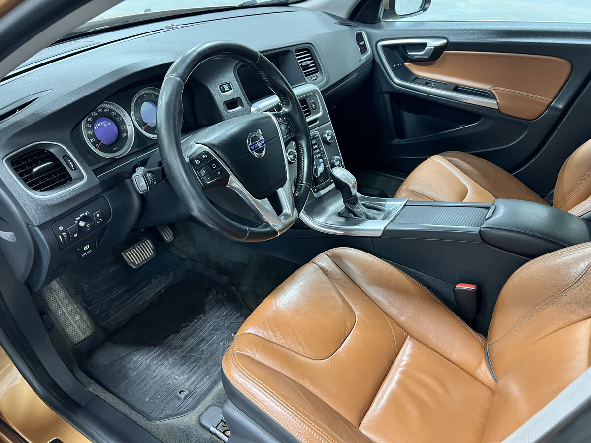 Купить Volvo S60 II, 2012, 172 631 км, фото №16