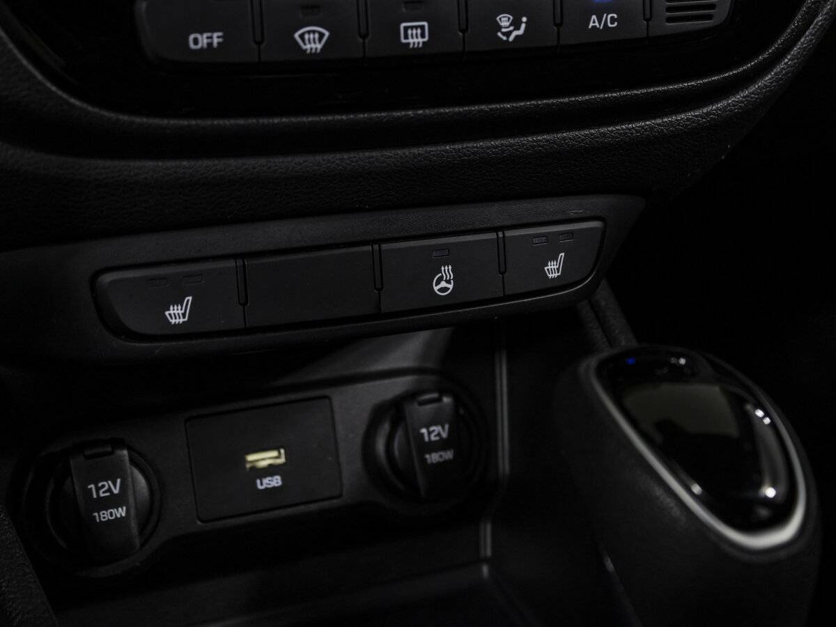 Купить Hyundai Solaris II Рестайлинг, 2020, 60 150 км, фото №17