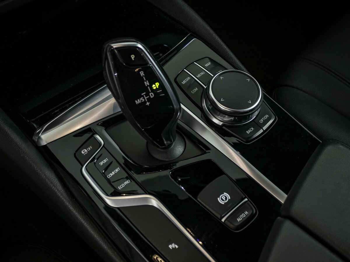 Купить BMW 5 серии 520d VII (G30/G31/G38), 2017, 122 000 км, фото №14